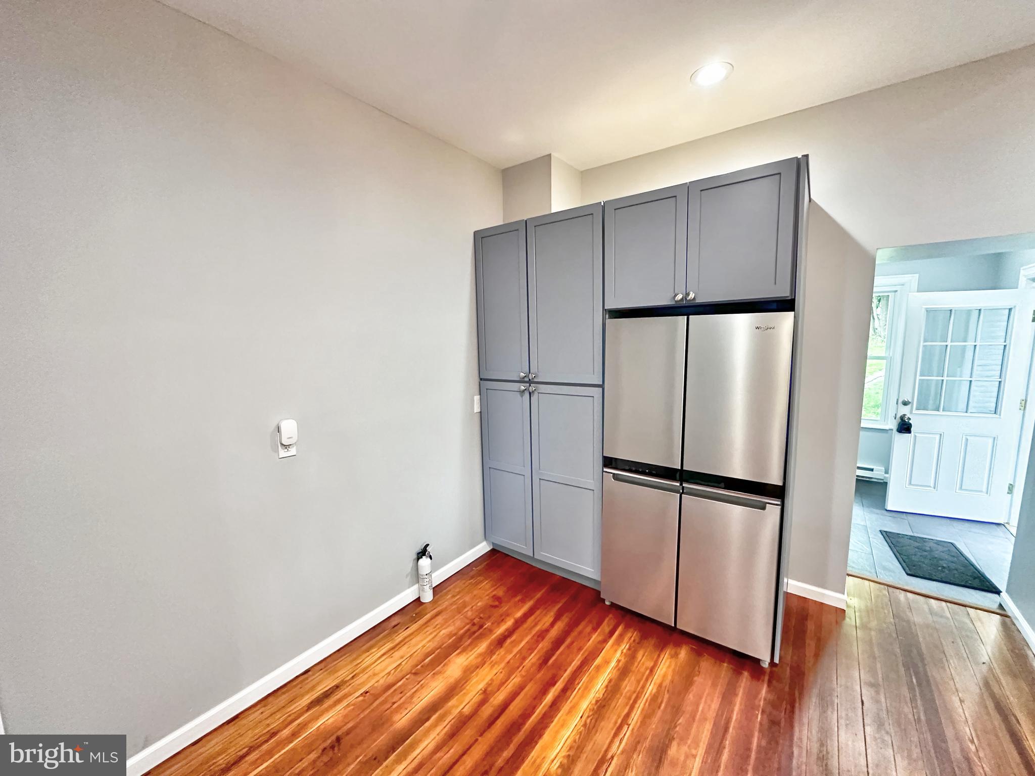321 N N MAIN ST