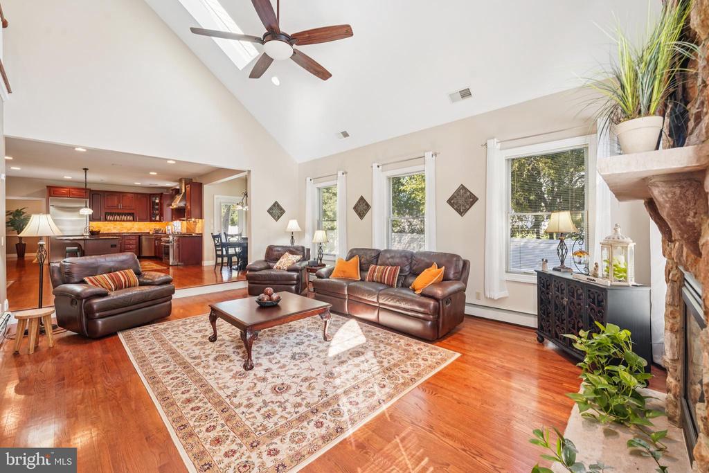 6139 PALOMINO DRIVE