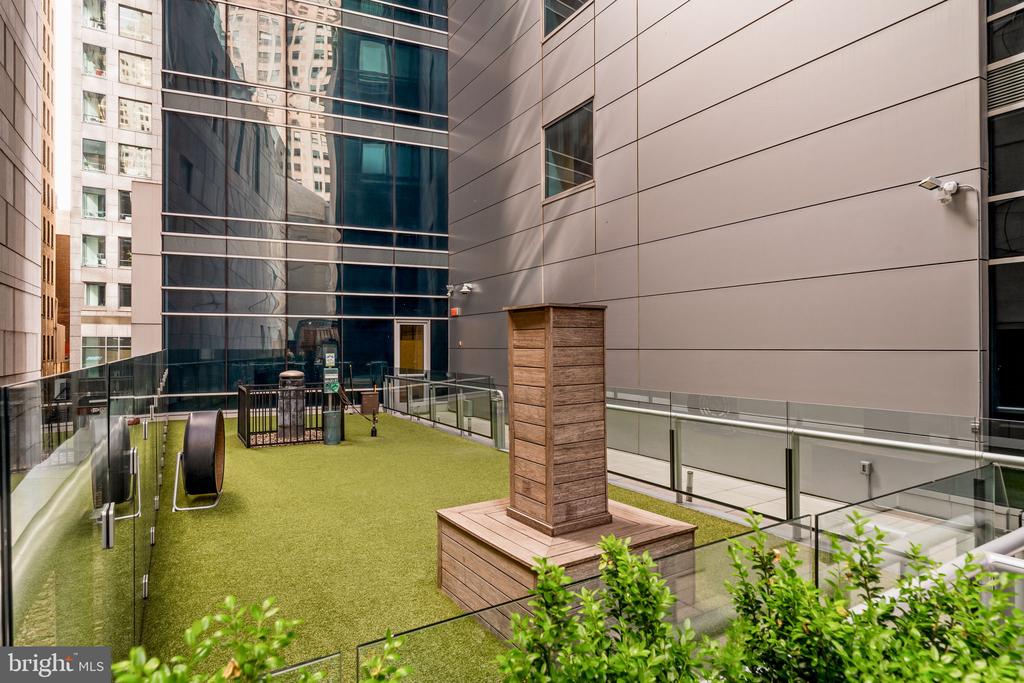 1414 S PENN SQUARE 22B