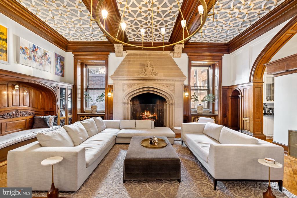 THE CHANDLER PLACE 