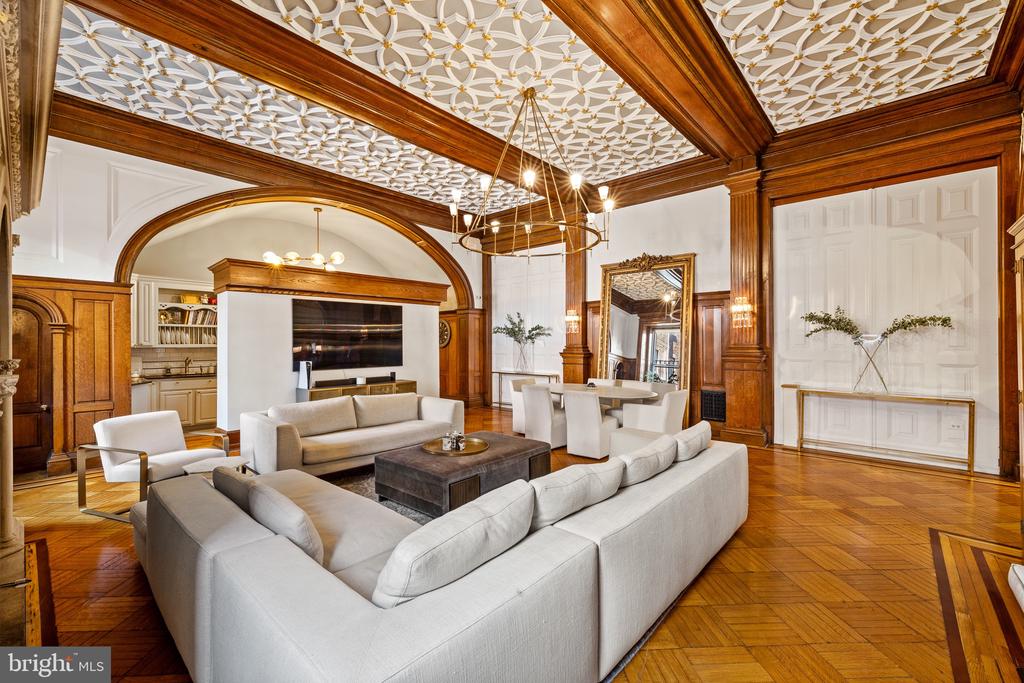 THE CHANDLER PLACE 
