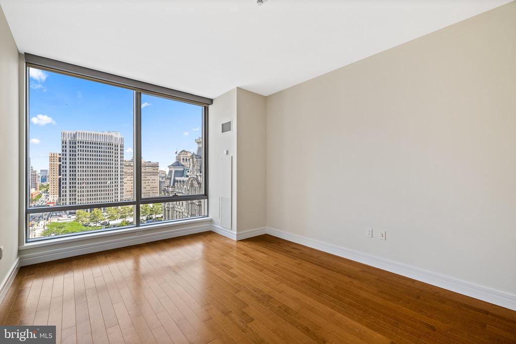 1414 S PENN SQUARE 14E