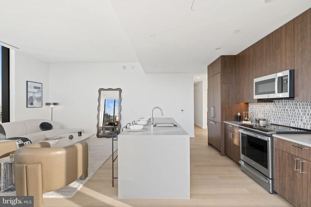 210 S 12TH STREET PH1A