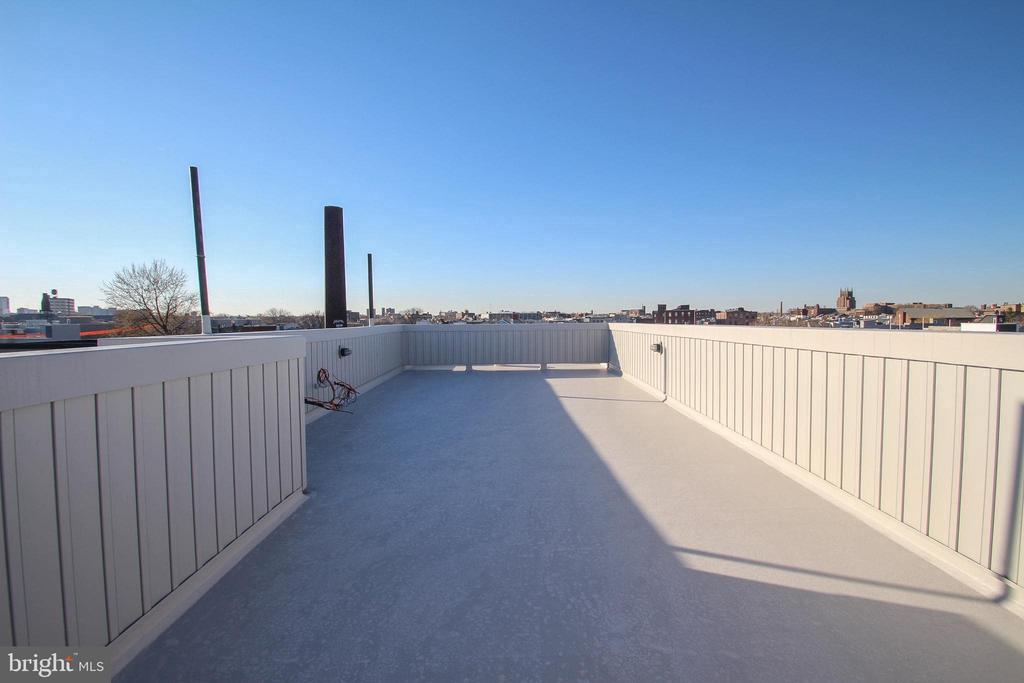 2425 FRANKFORD AVENUE Unit: 2
