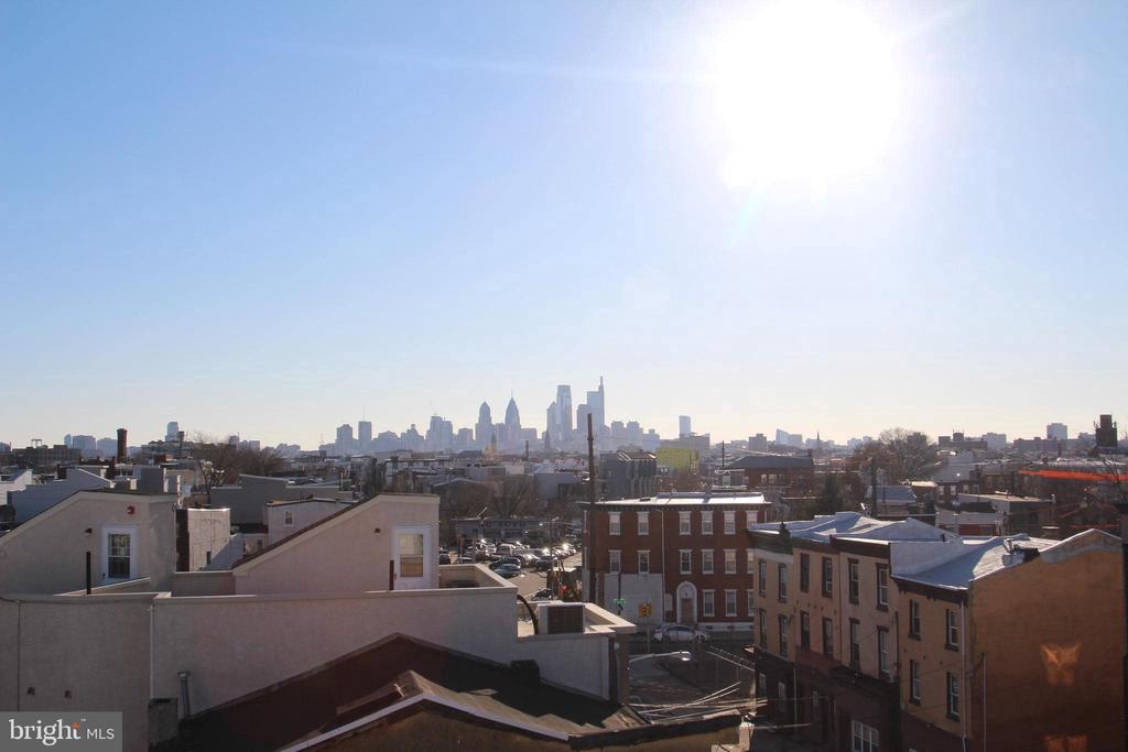 2425 FRANKFORD AVENUE Unit: 2
