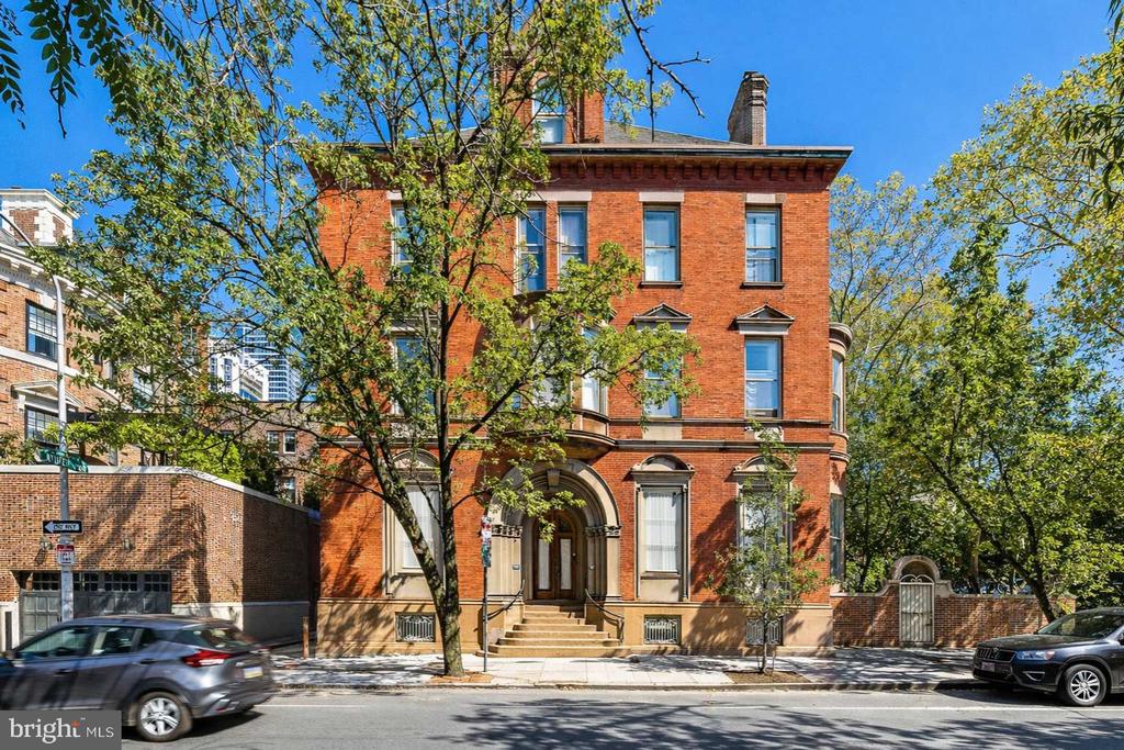 251 S 22ND STREET Unit: A