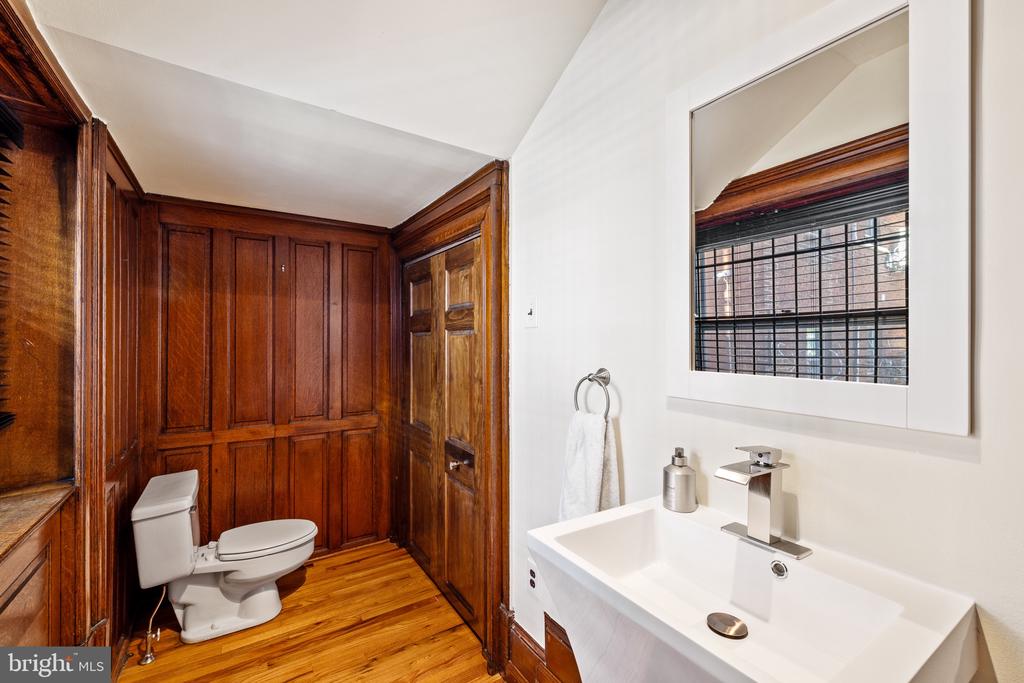 251 S 22ND STREET Unit: A