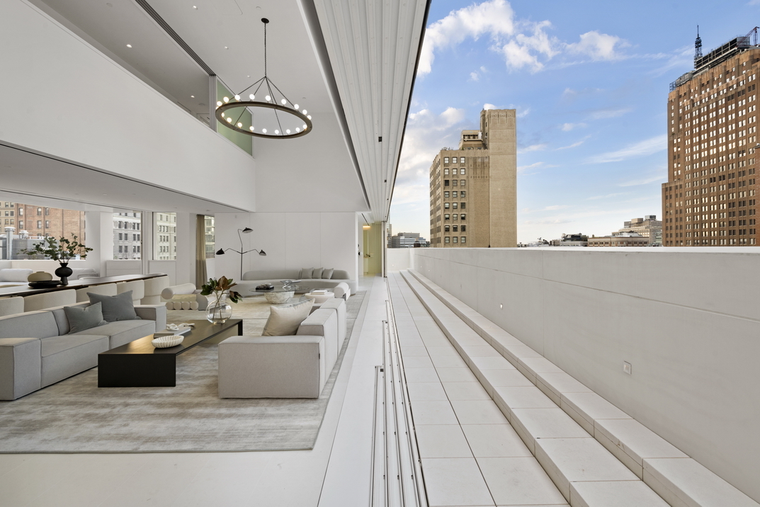 67 FRANKLIN Street Unit: PH WEST