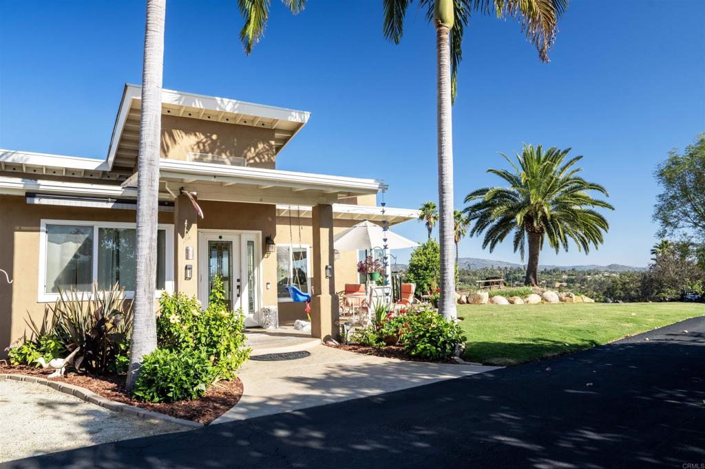 969 Viletta Drive