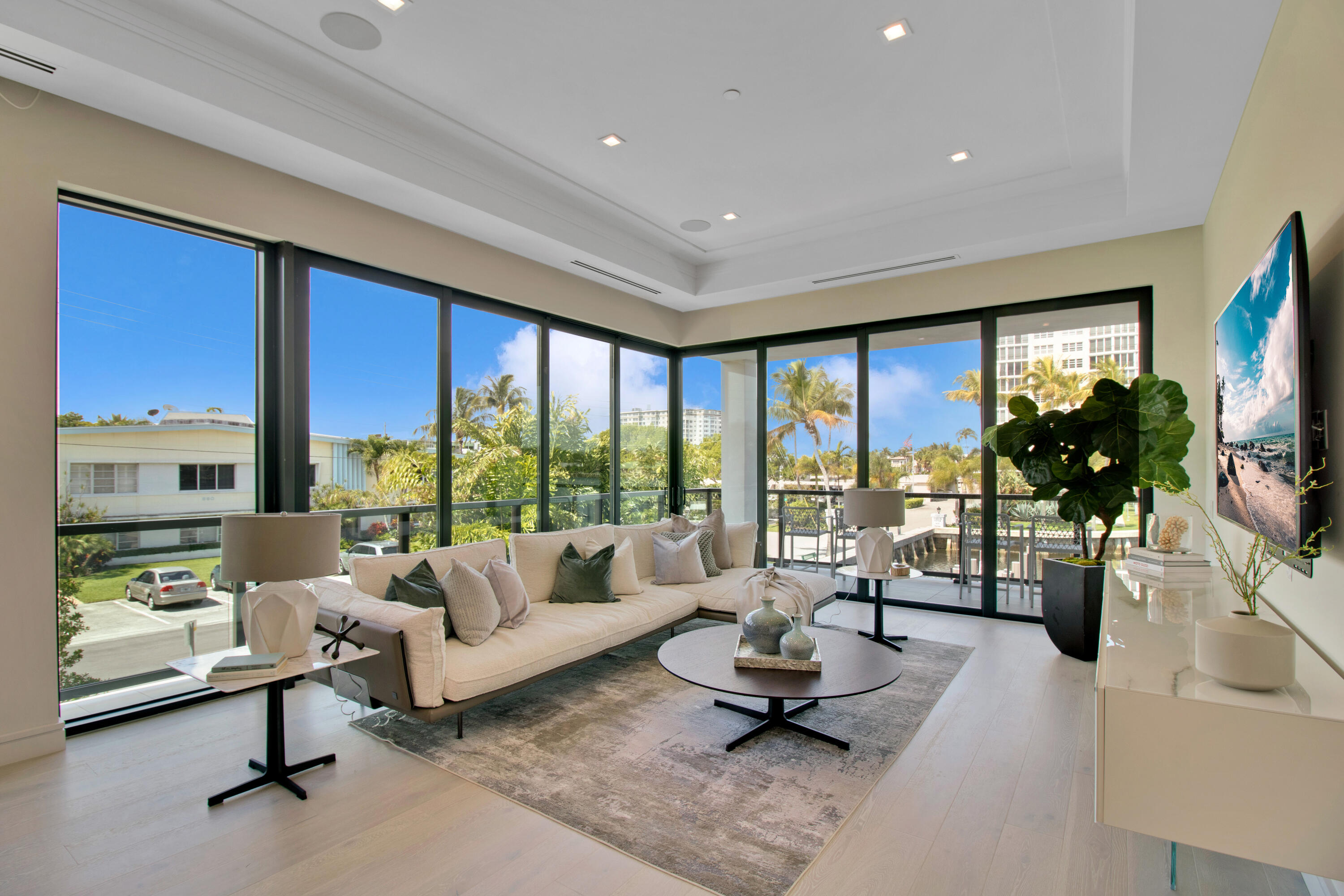 344 Venetian Drive