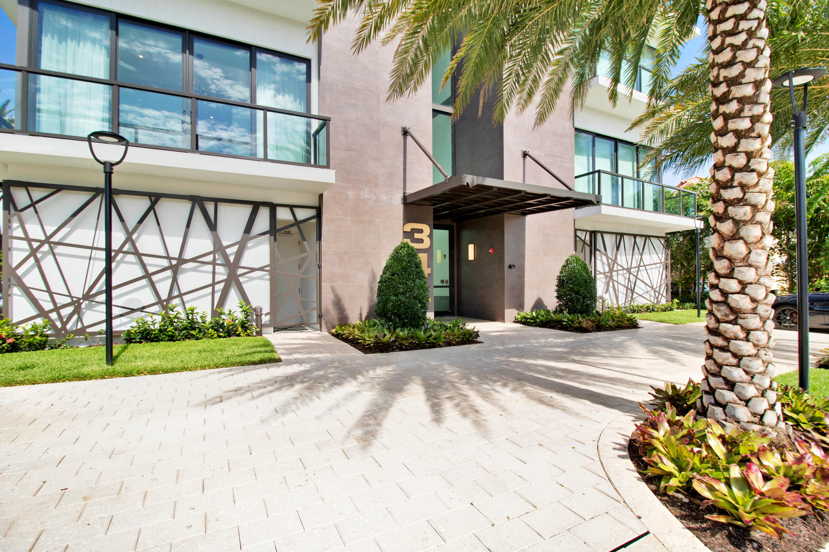 344 Venetian Drive