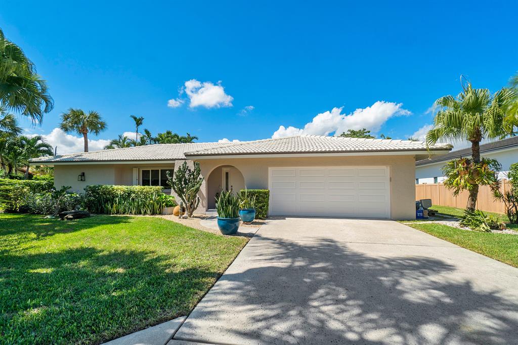 2201 Banyan Road