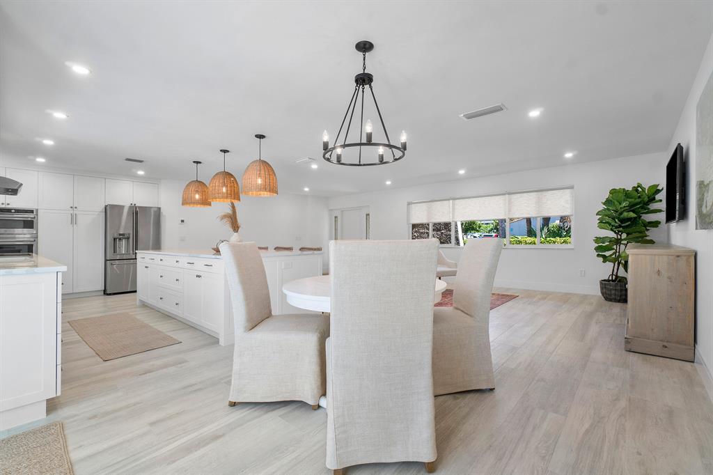 2201 Banyan Road