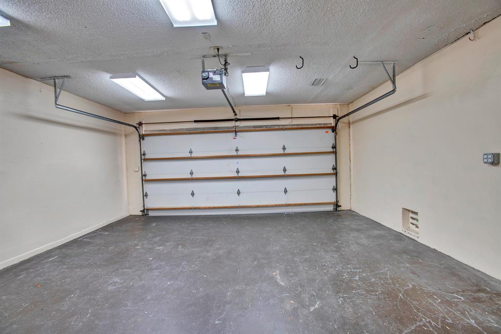 3069 NW 25th Way