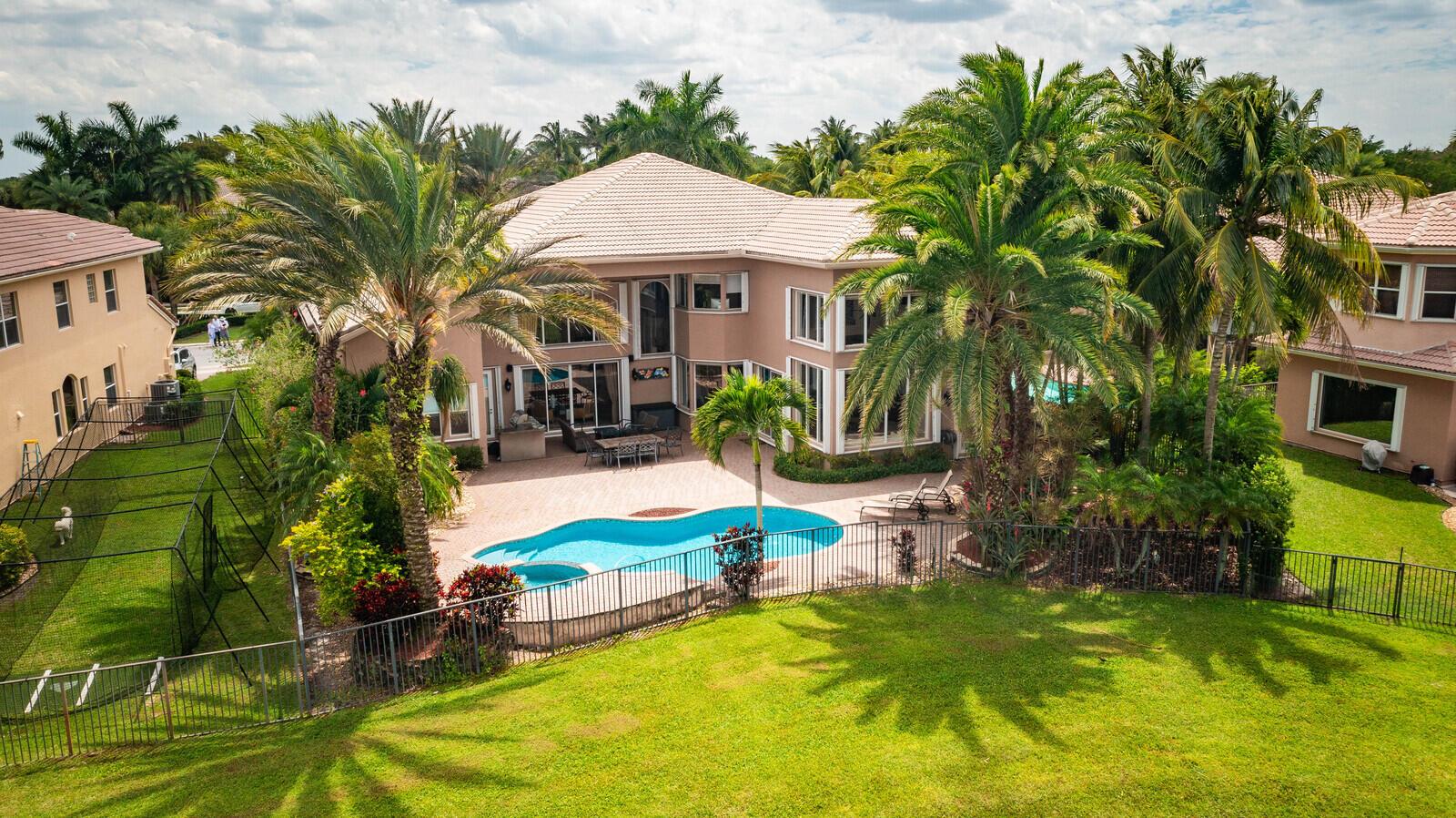8684 Baystone Cove
