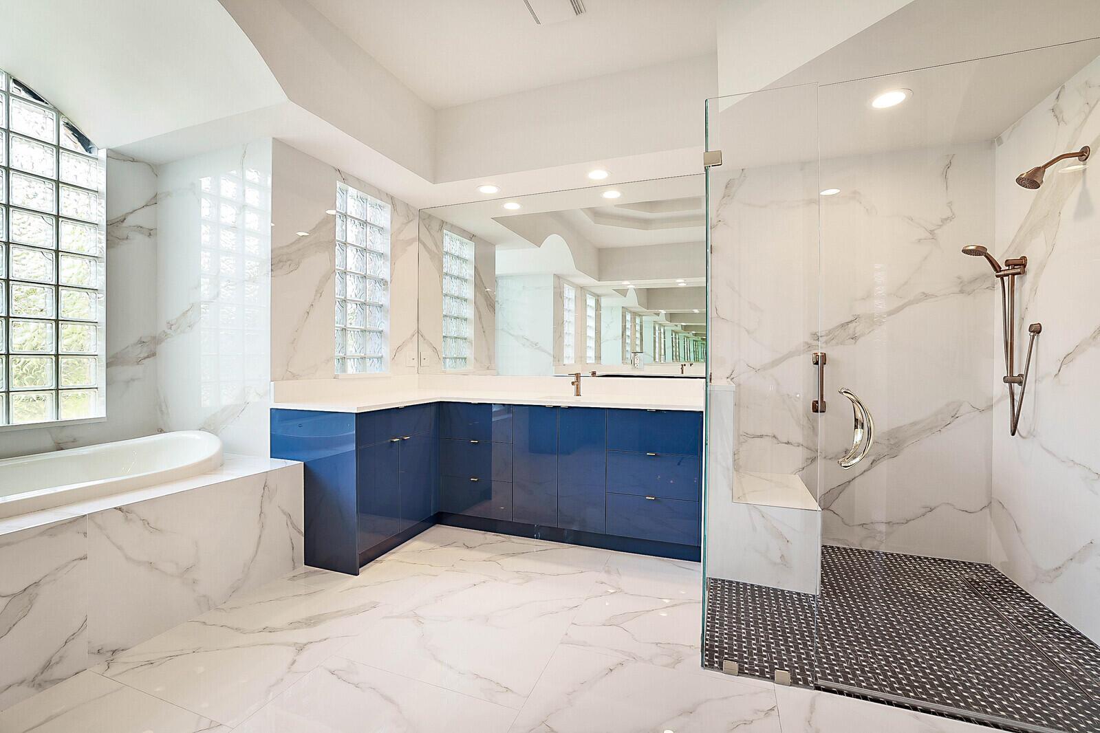 8684 Baystone Cove