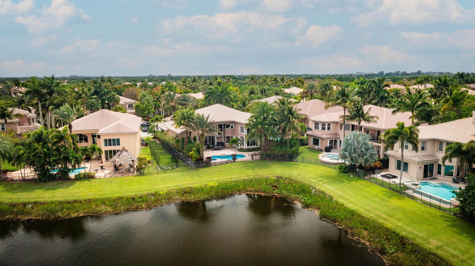 8684 Baystone Cove