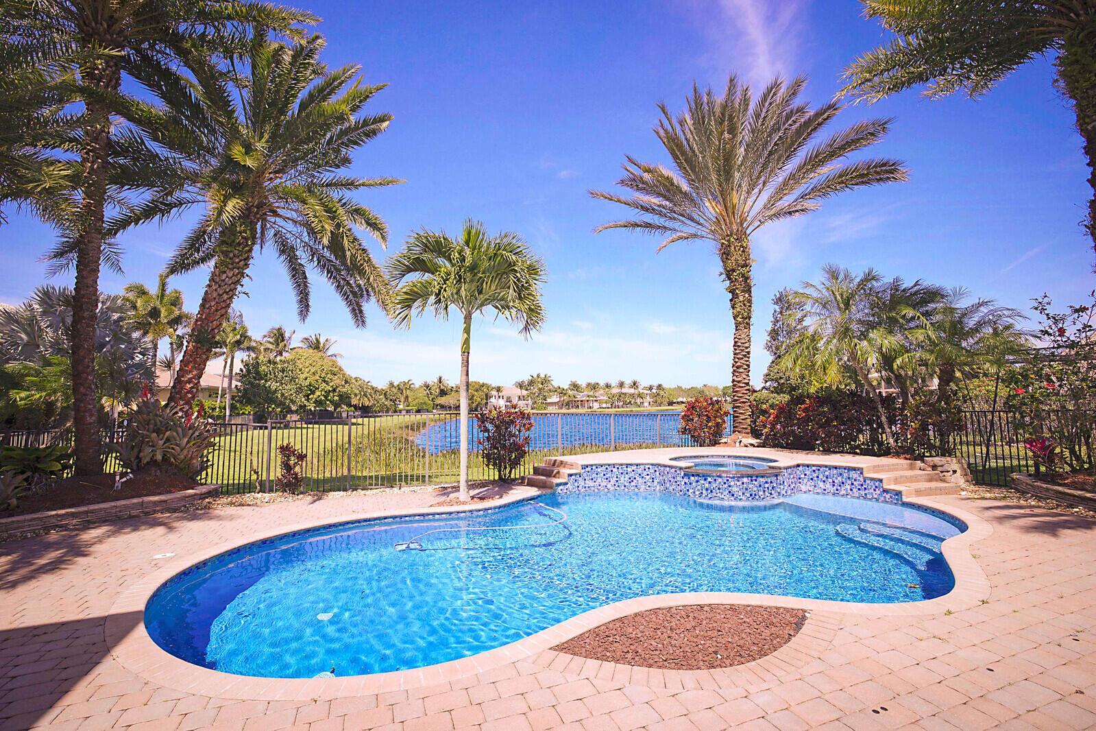 8684 Baystone Cove