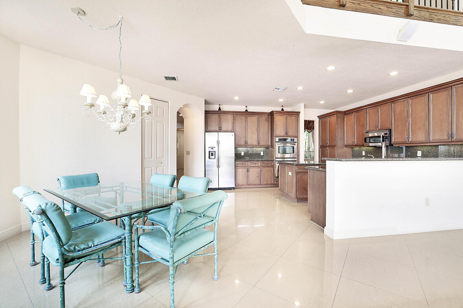 8684 Baystone Cove