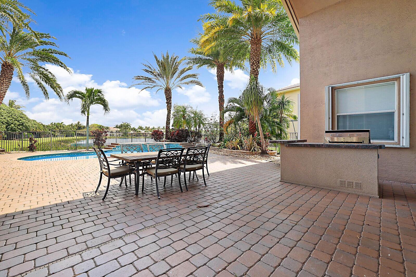 8684 Baystone Cove