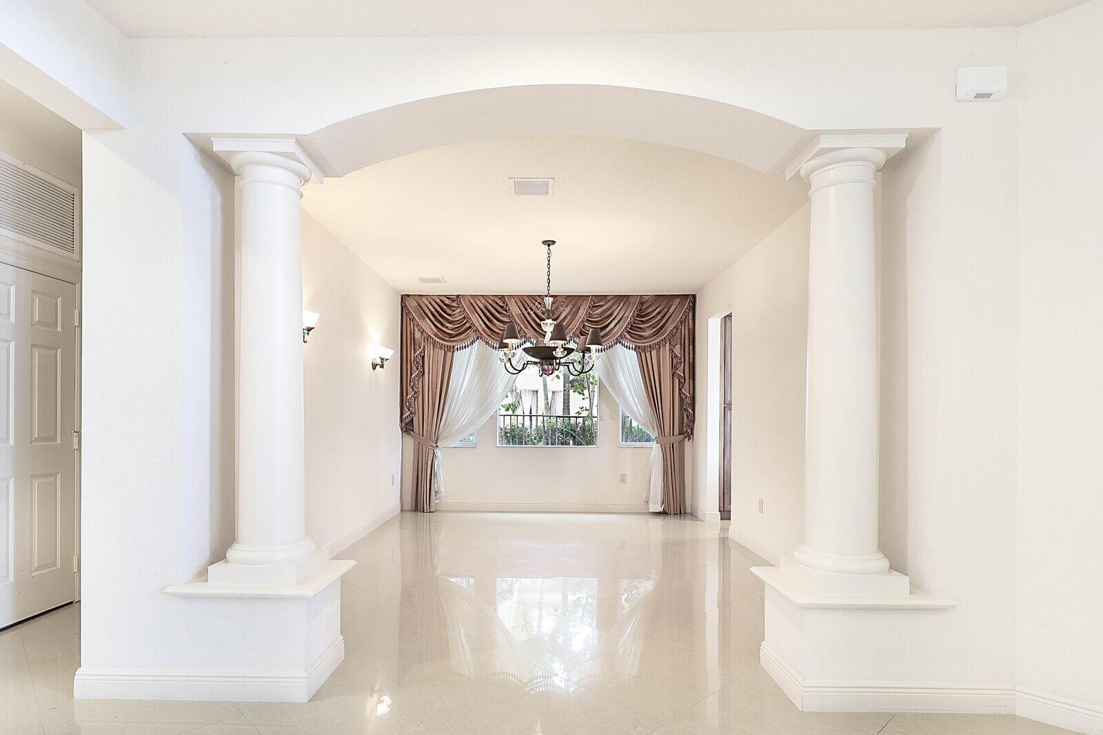 8684 Baystone Cove