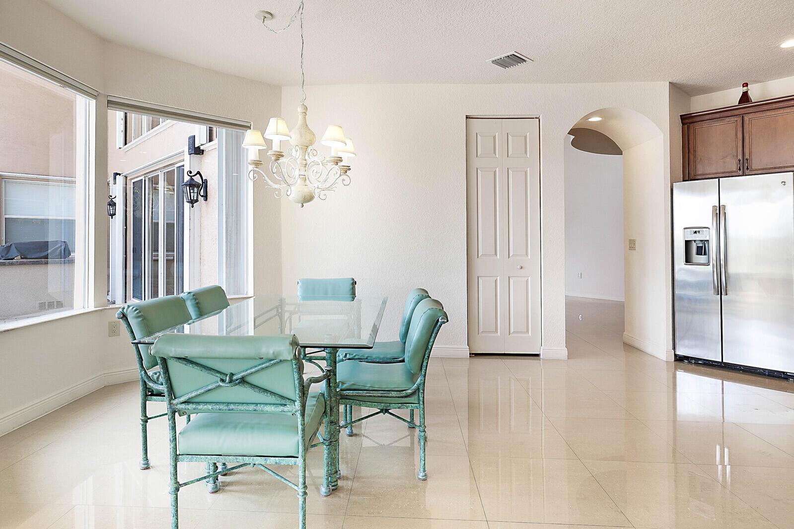 8684 Baystone Cove