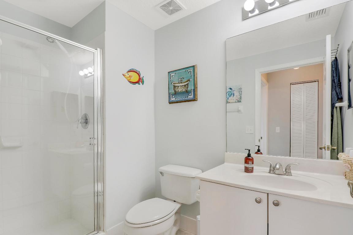 1116 University Boulevard 14