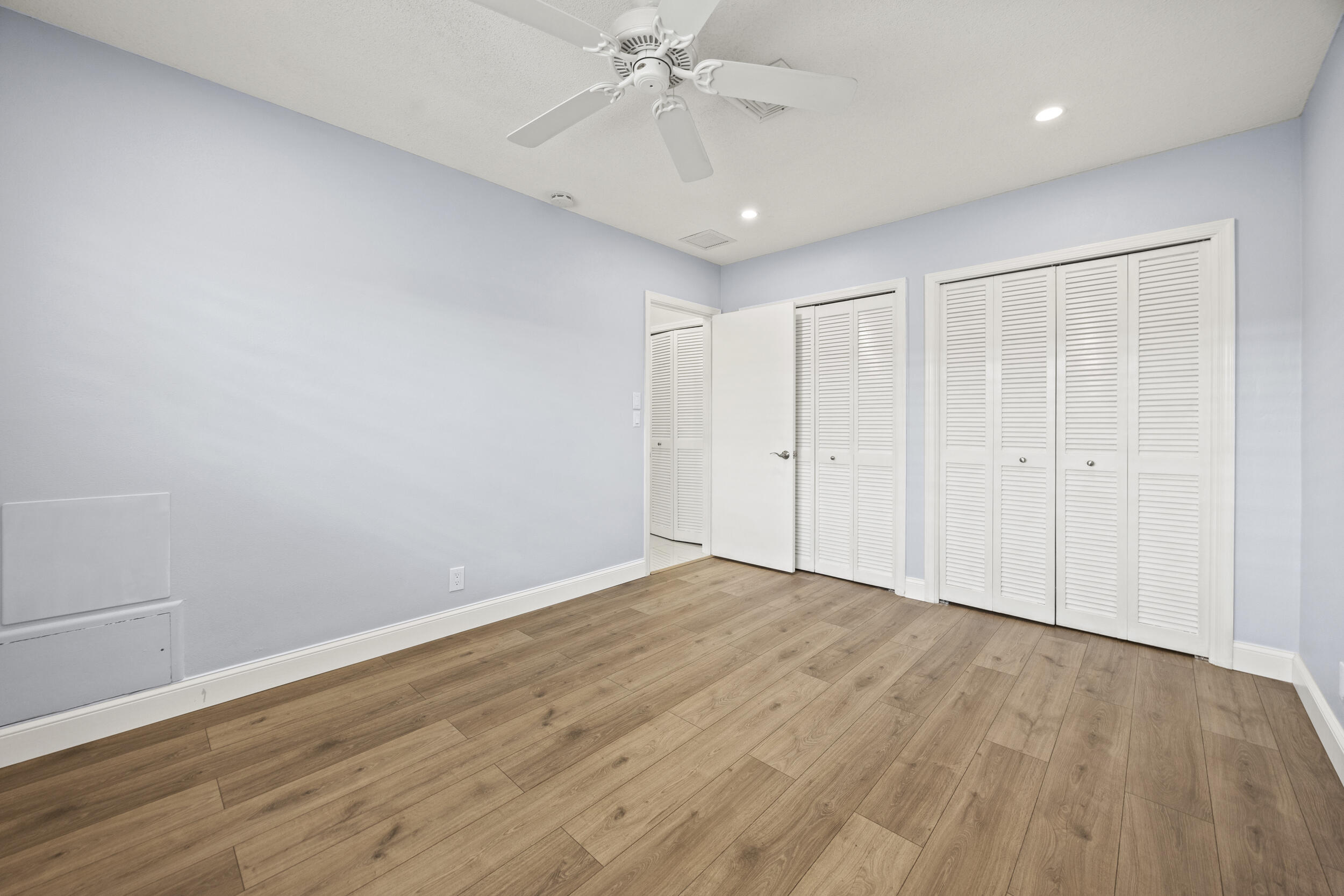 1322 Walnut Terrace
