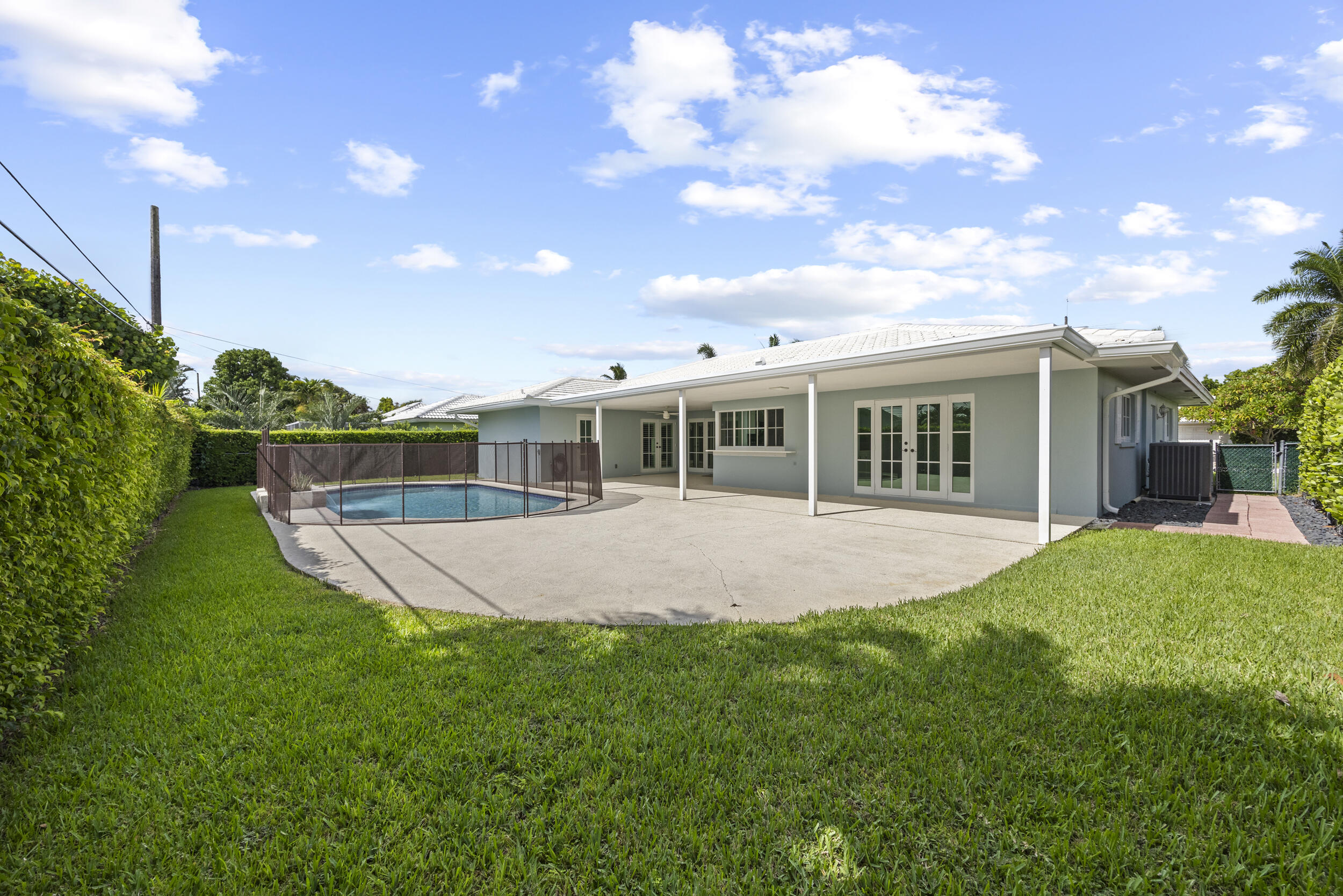 1322 Walnut Terrace