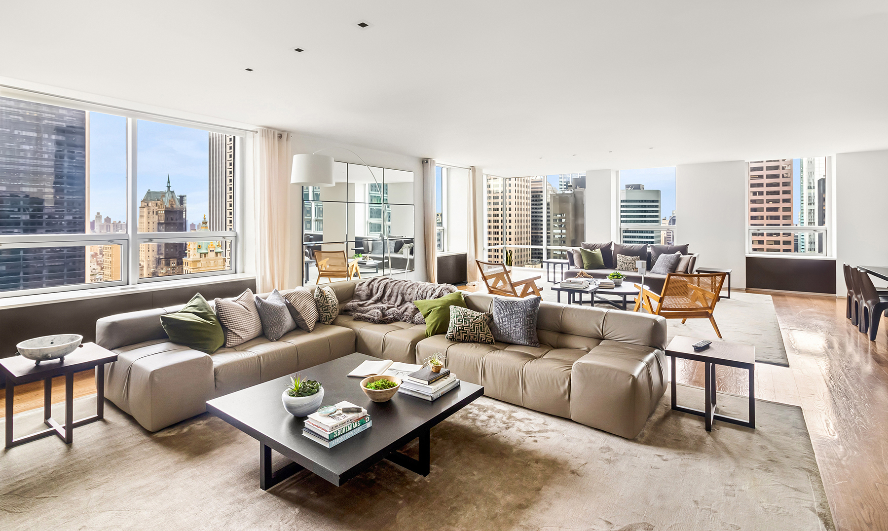 15 W 53RD Street Unit: 36AEF