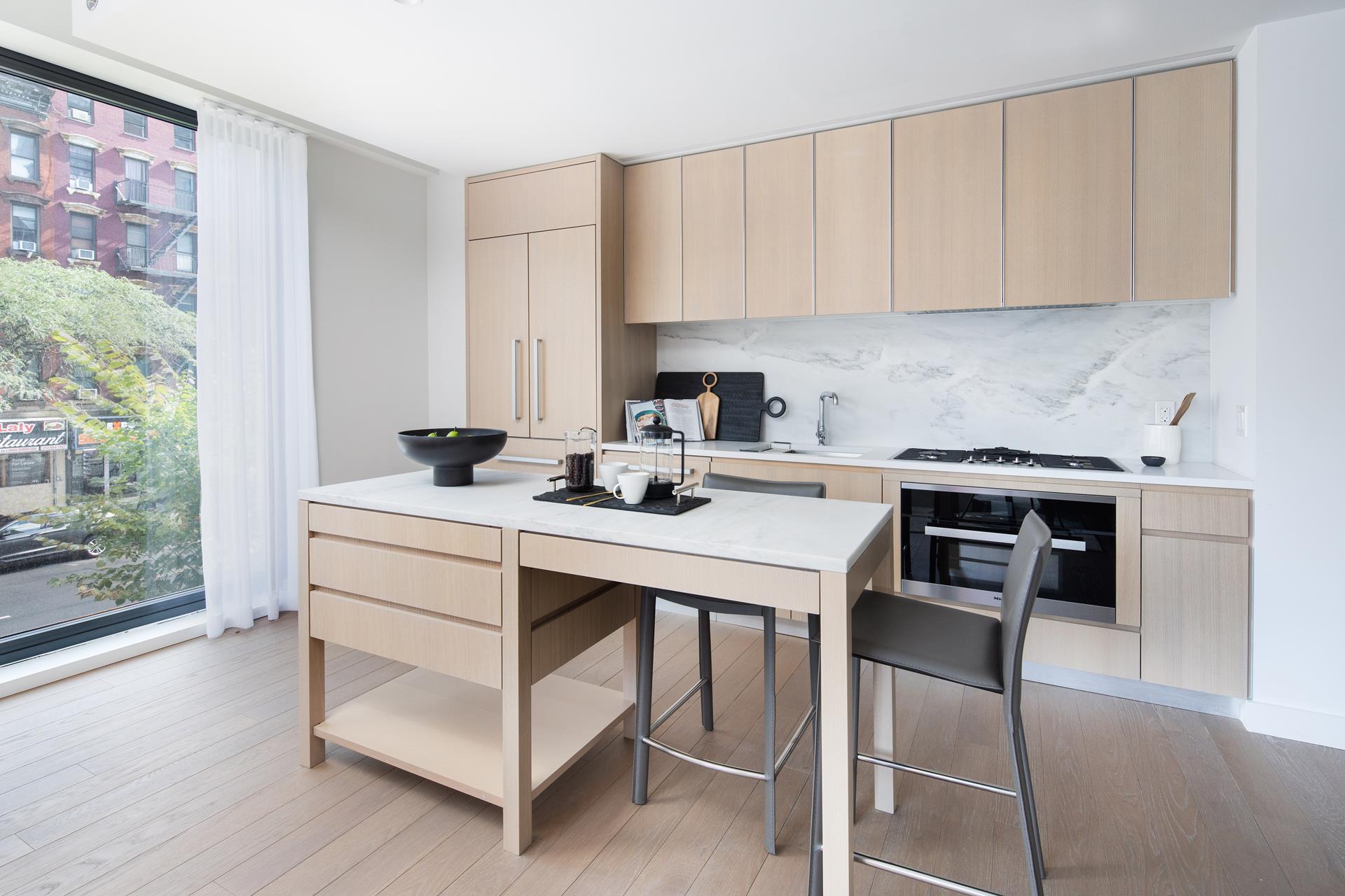 500 West 45th Street 723