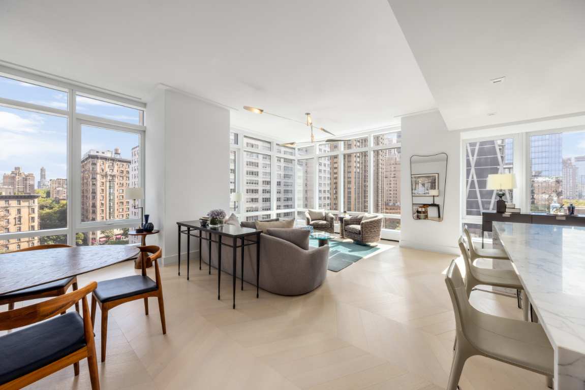 200 Amsterdam Avenue 7A