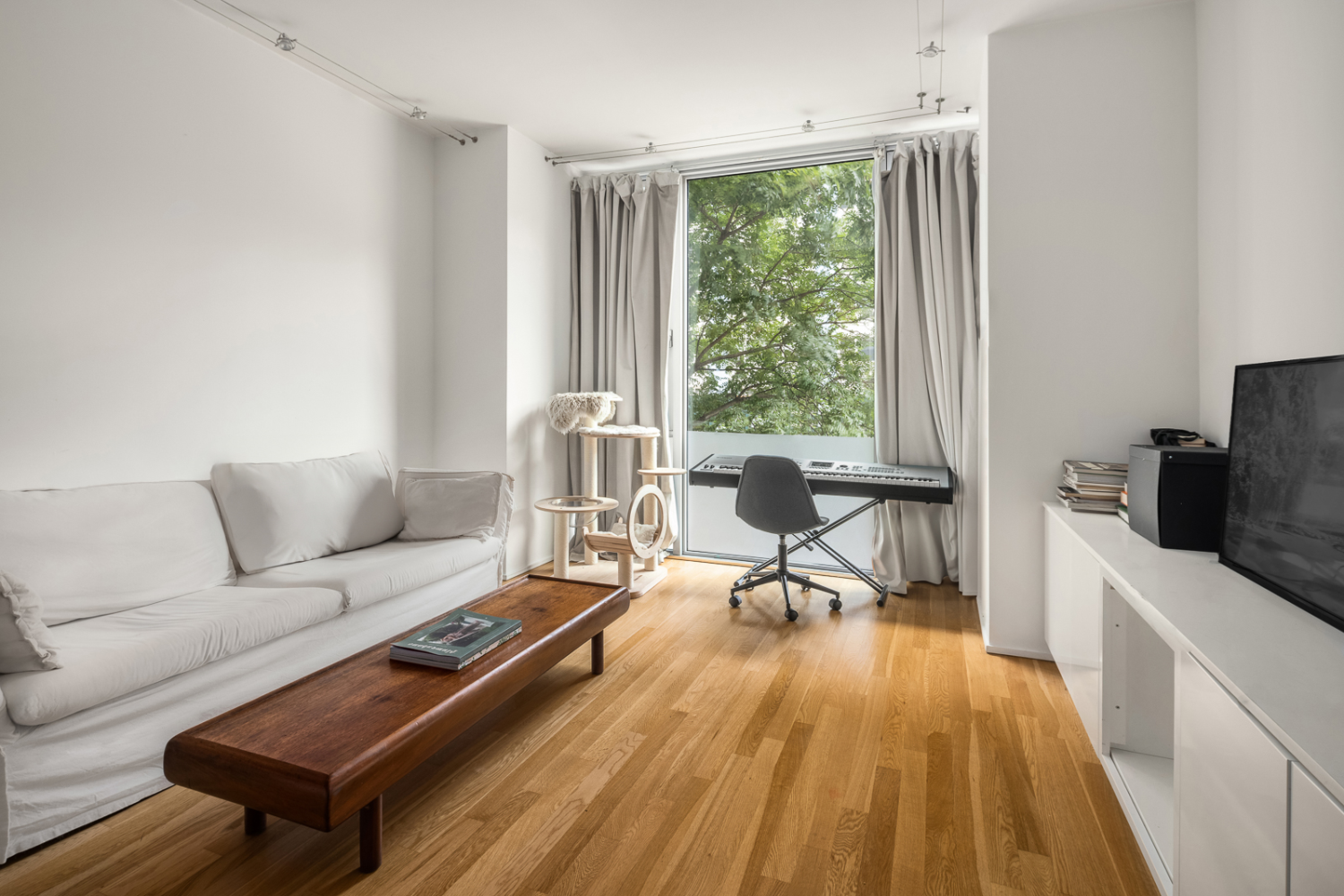 110 Third Avenue 2D