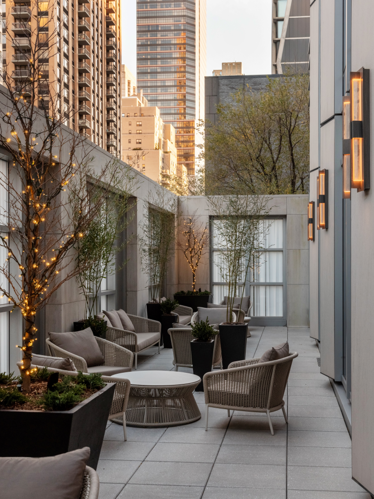 200 Amsterdam Avenue PH2