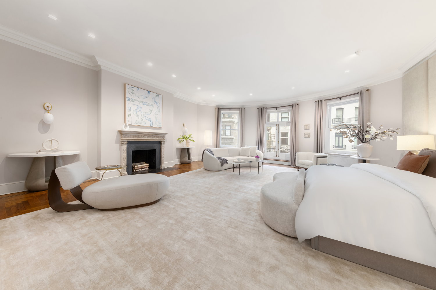 10 E 67TH Street
