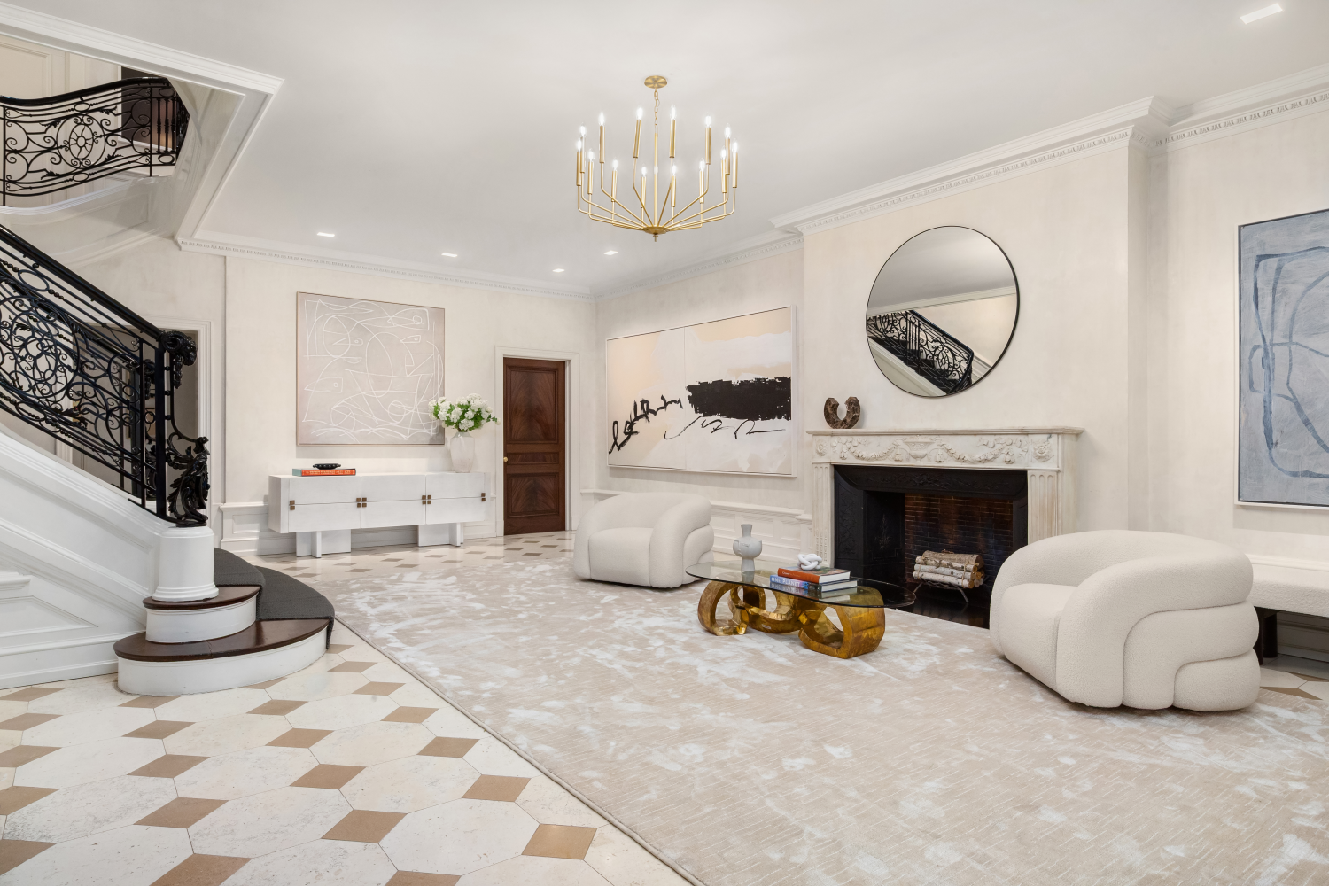 10 E 67TH Street
