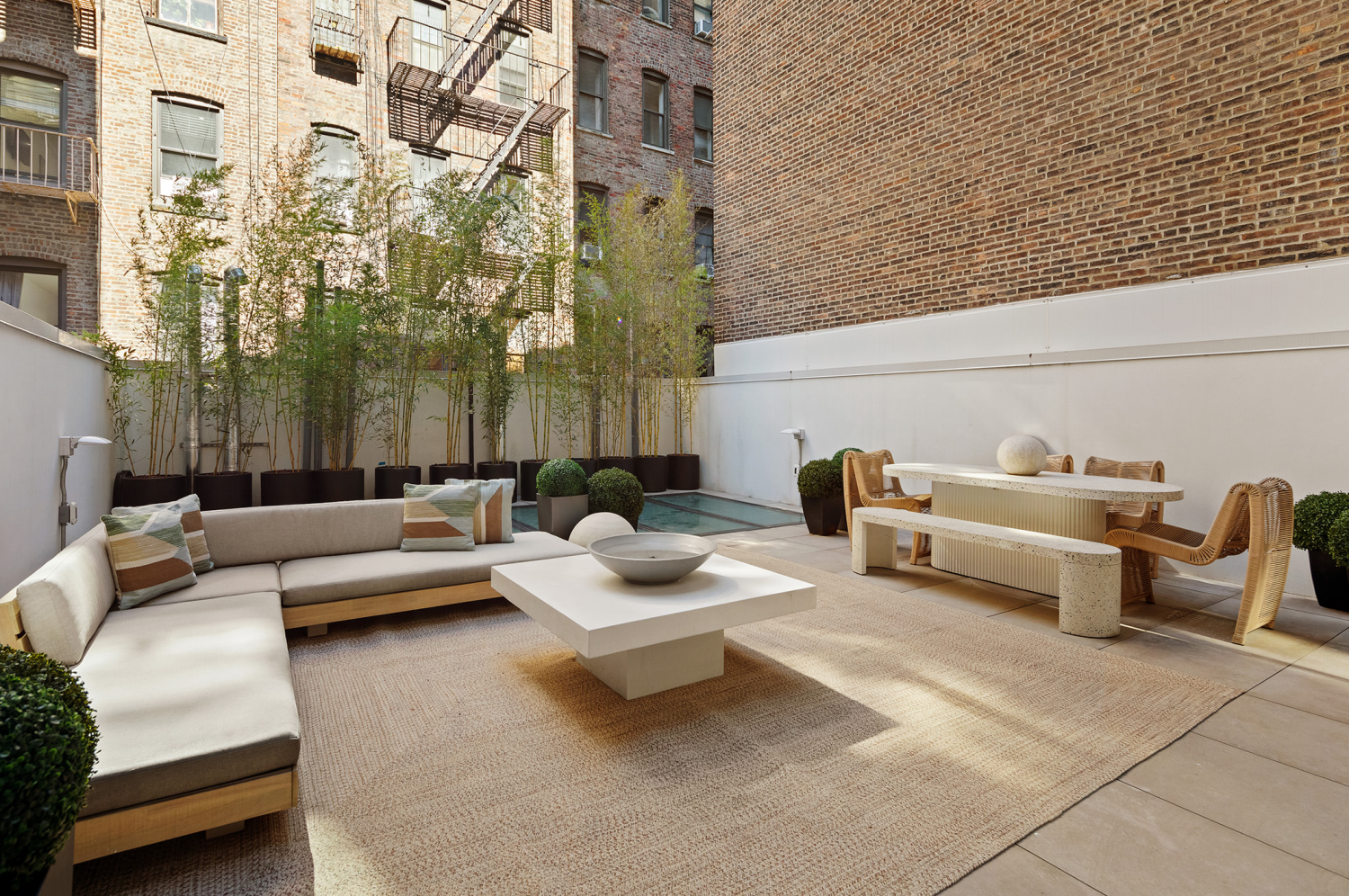 217 W 20TH Street