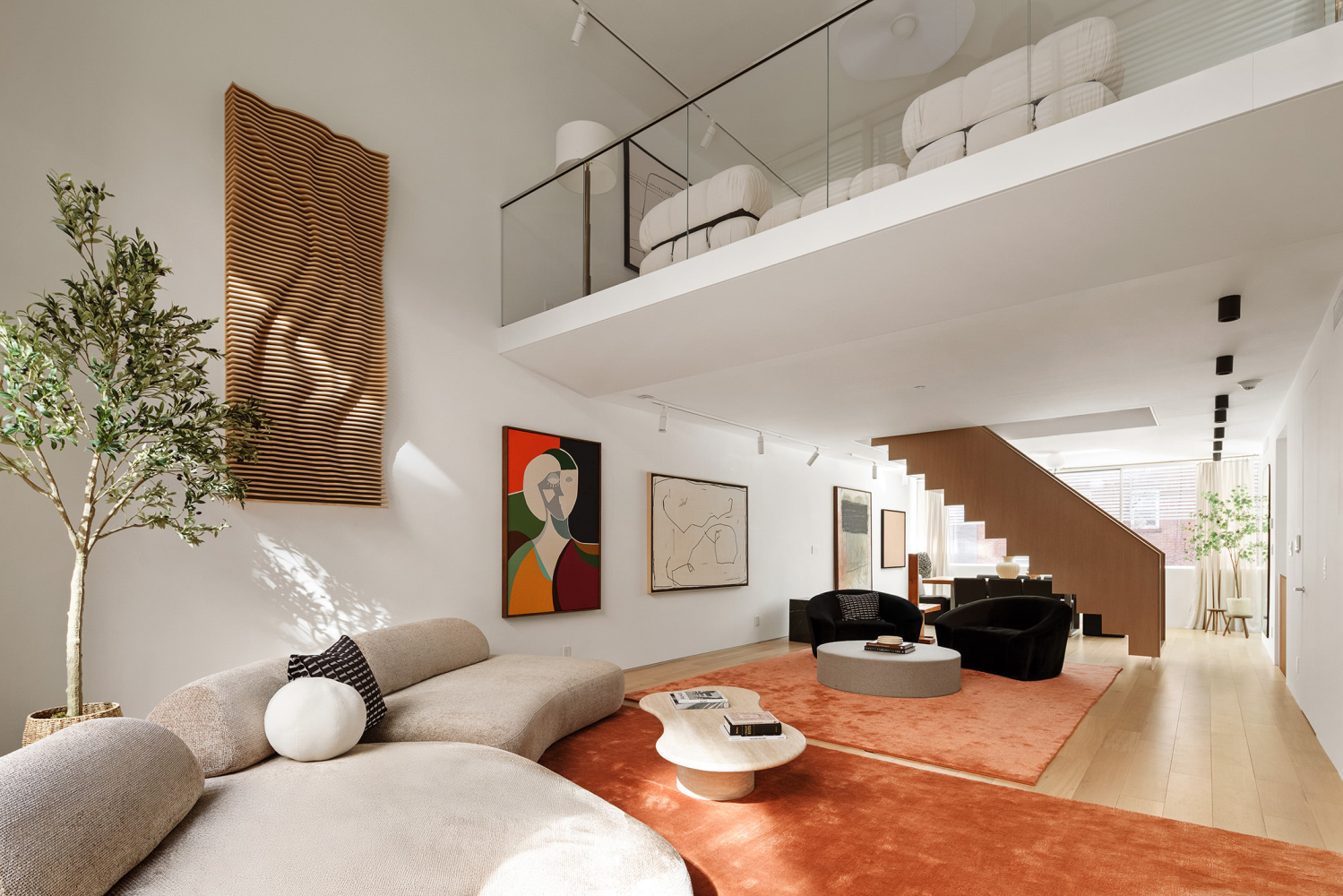 217 W 20TH Street