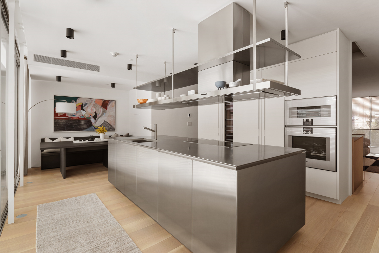 217 W 20TH Street