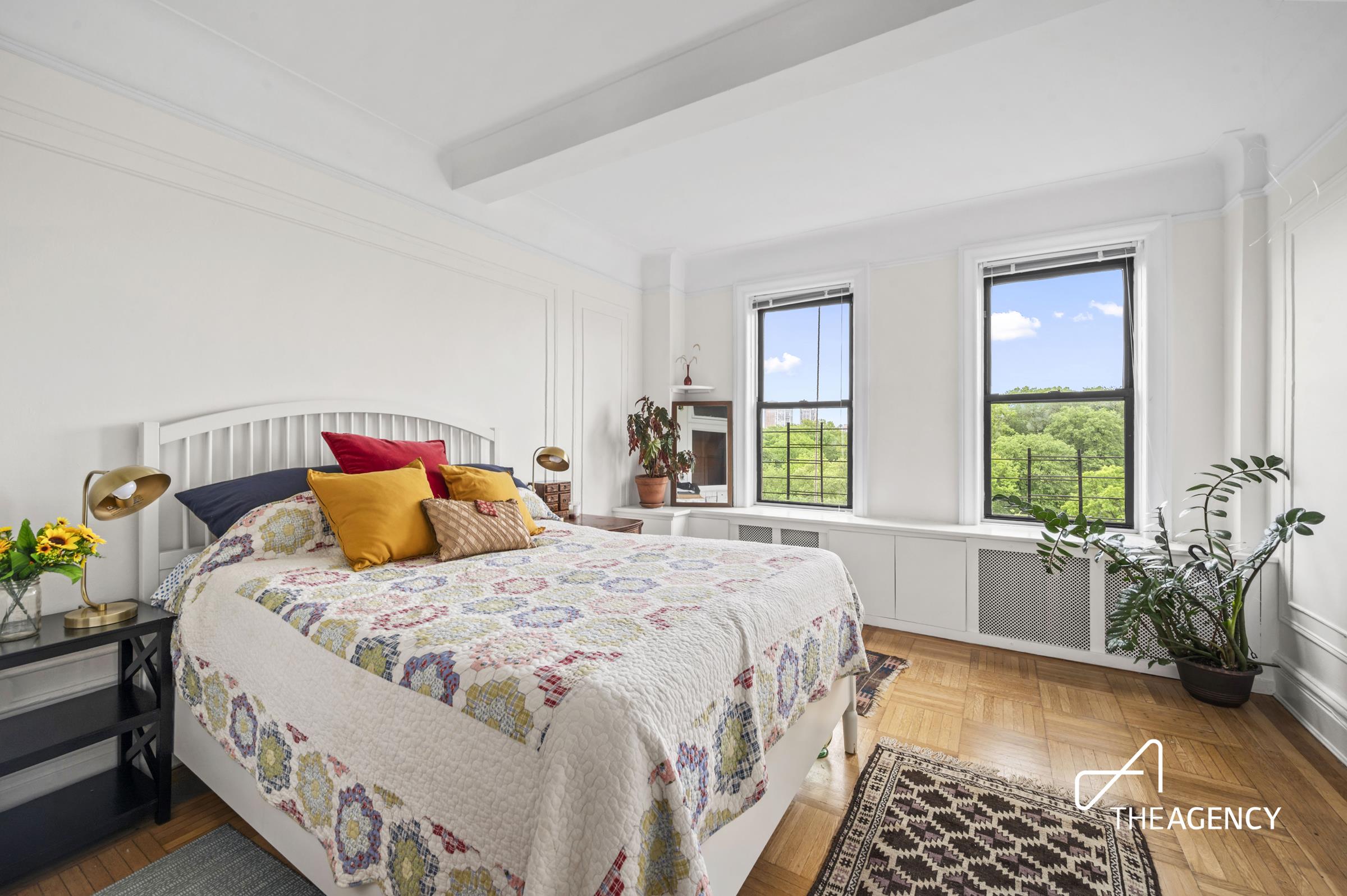 467 CENTRAL Park W 11B
