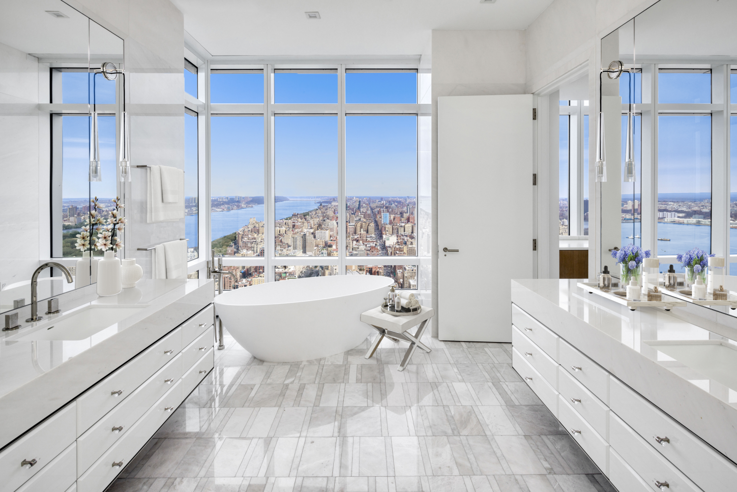 200 AMSTERDAM Avenue 46