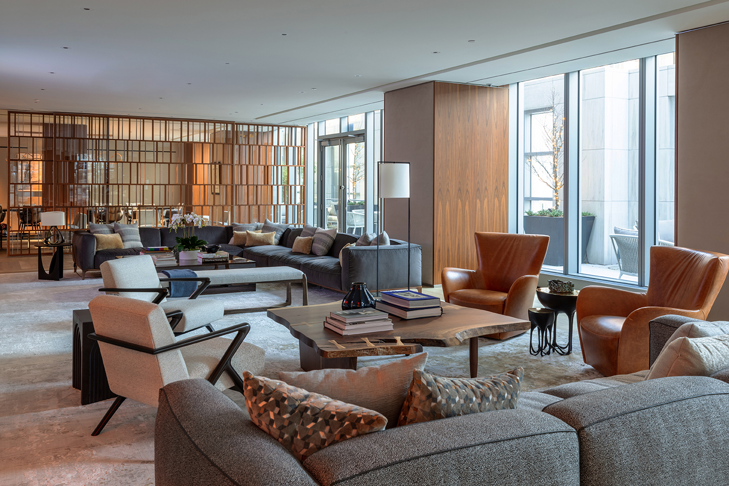 200 AMSTERDAM Avenue 46