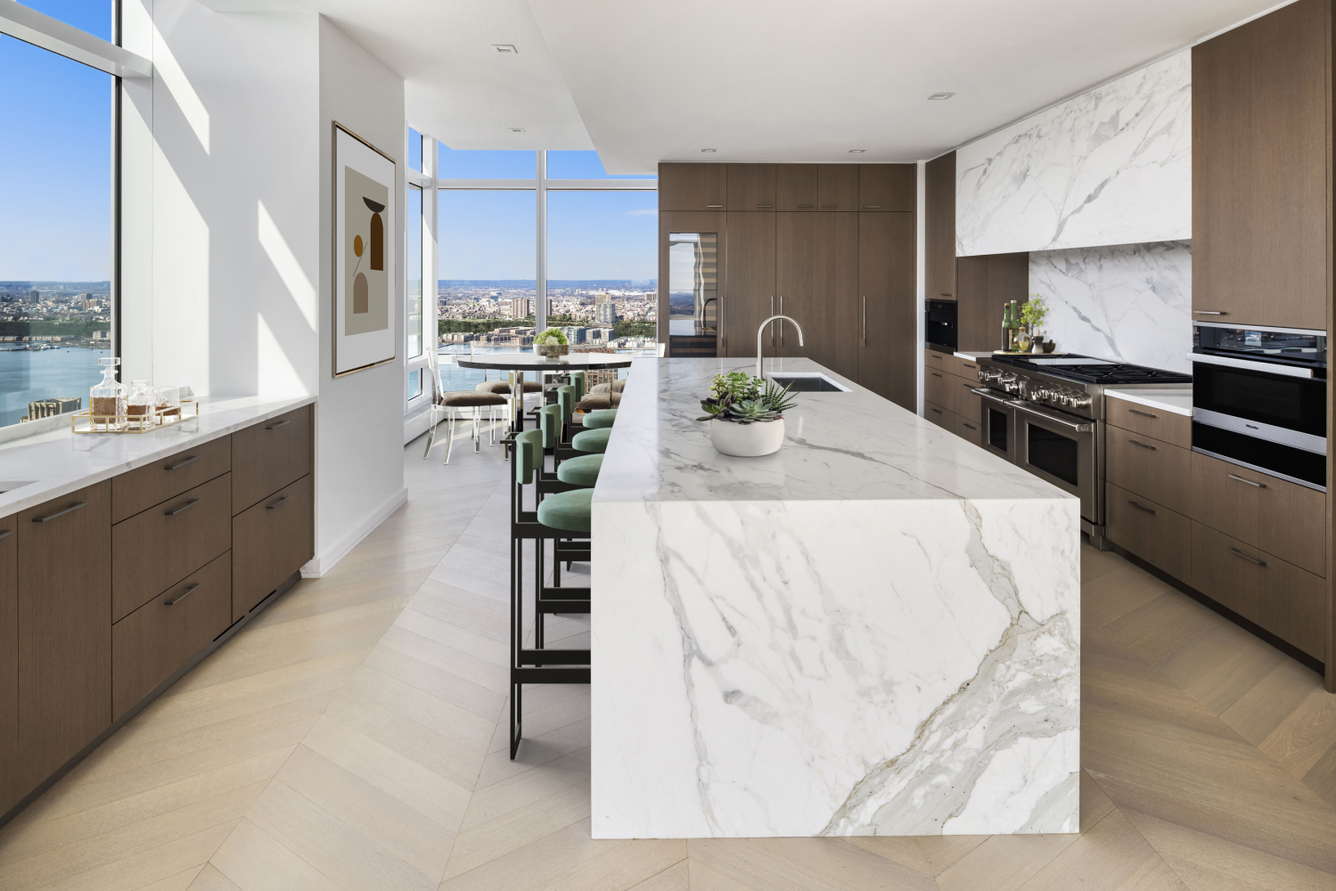 200 AMSTERDAM Avenue 46