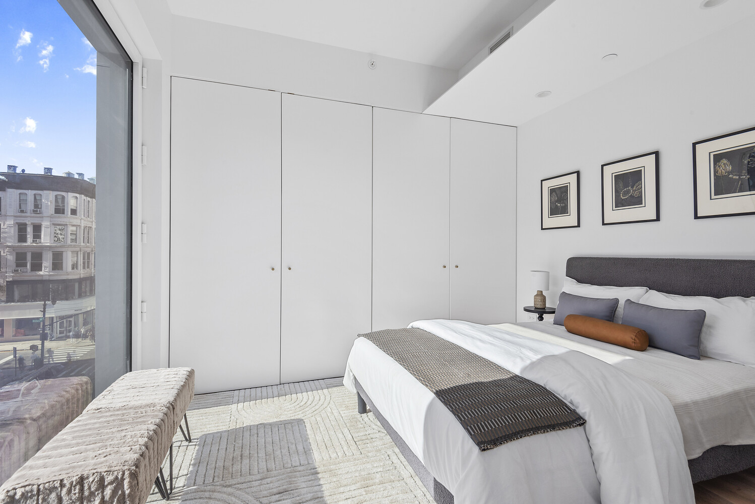 330 GRAND Street 5B