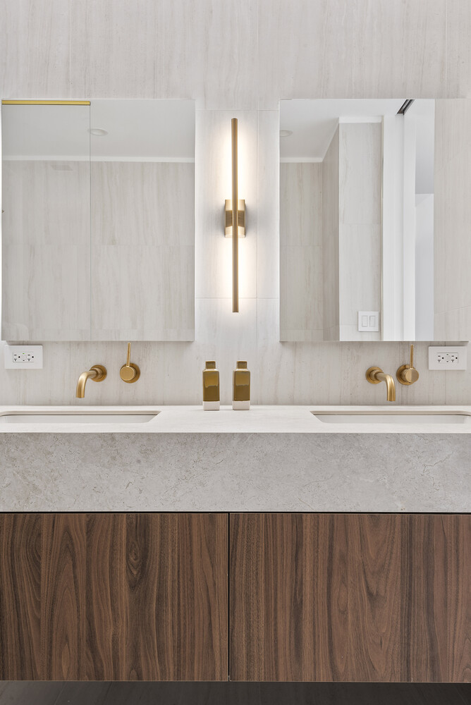 330 GRAND Street 5B