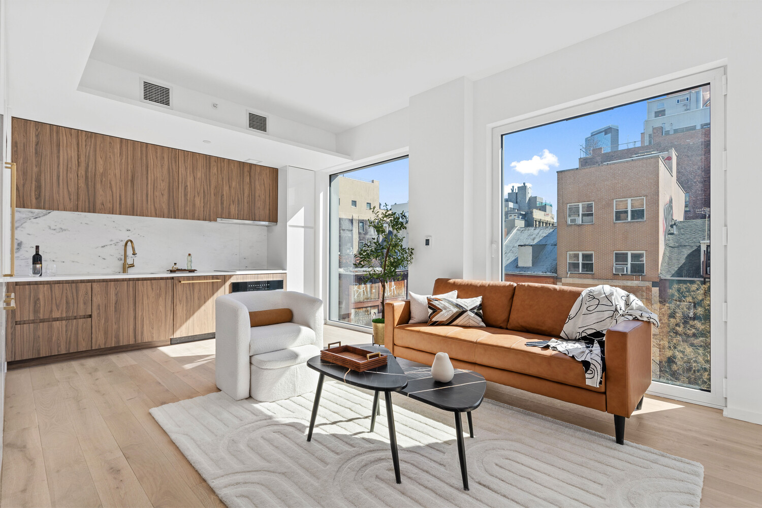 330 GRAND Street 5B