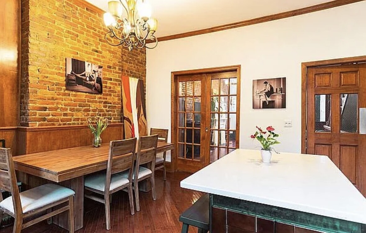 554 LEXINGTON Avenue