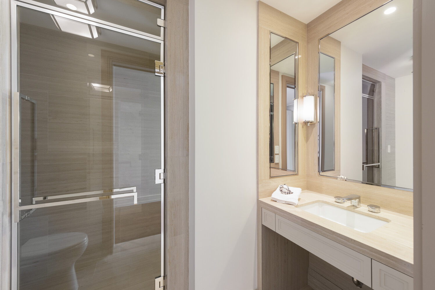 33 E 74TH Street 5A
