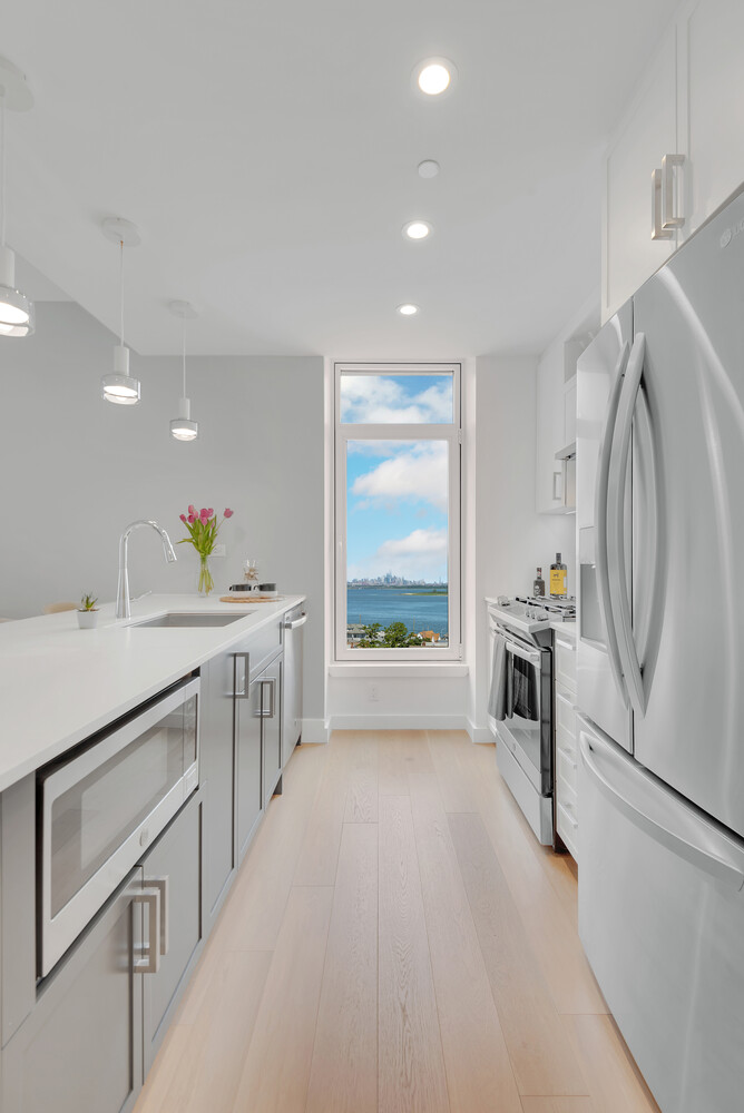 133 BEACH 116TH Street 2G