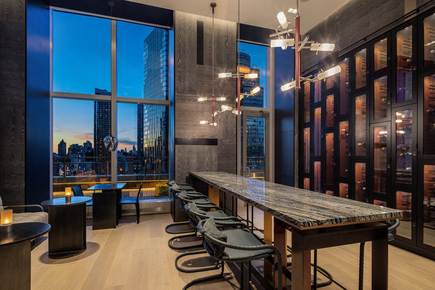 1 CITY Point 58E